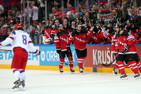 ii_kanadavenäjä2015kanadajuhliie