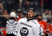 Helpotusta epätoivoiseen kamppailuun! Kaksi Liiga-seuraa saa apuja kuoleman otteluihinsa