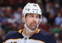 ”Sinulla on nuuska huulessa” – NHL:n pitkäaikaisen ruotsalaispelaajan varaustilaisuus oli ikimuistoinen