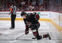 Nuori NHL-tähtihyökkääjä löi rahoiksi: Rustasi yli 40 miljoonan dollarin sopimuksen!