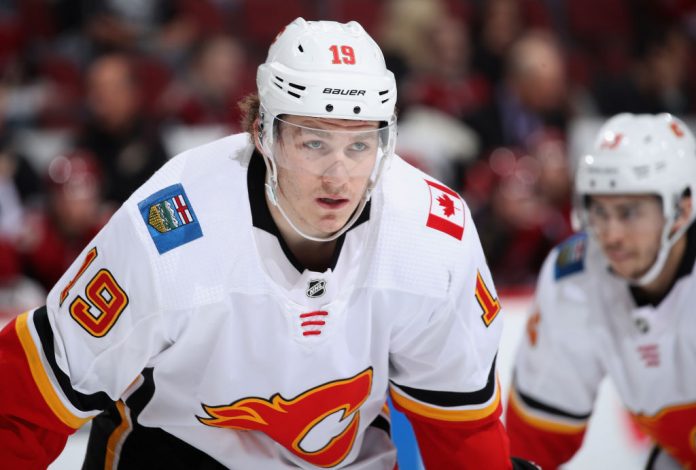 Calgary Flames v Arizona Coyotes