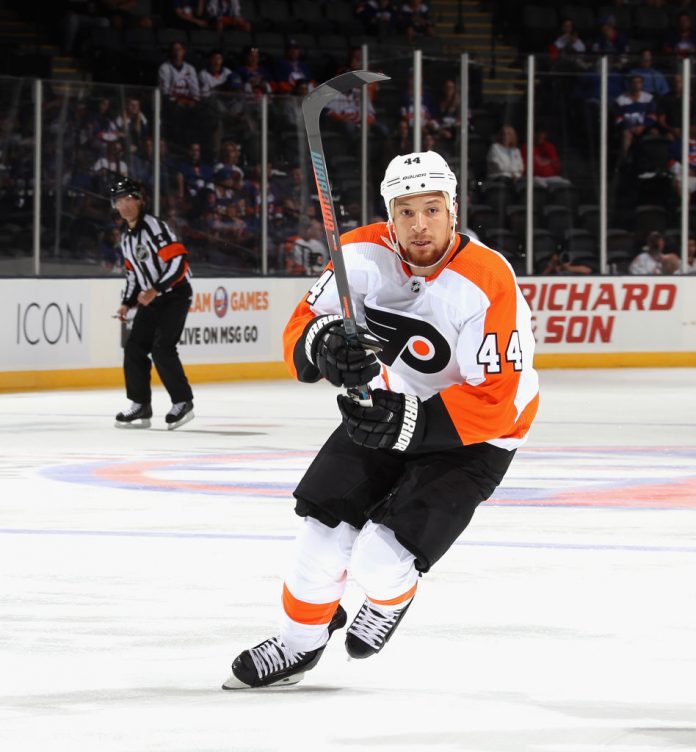 Philadelphia Flyers v New York Islanders