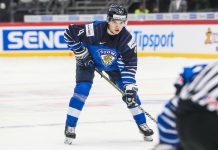 Sama virsi jatkuu: Ville Heinola kyllä sai Paul Mauricen kehut, mutta joutui AHL:ään – miksi nyt? ”Me todella pidämme hänestä – organisaatio arvostaa”