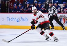 Onko tässä mitään tolkkua? NHL-hyökkääjä uskomattoman pomputtelun kohde, siirtyy jo kauden kolmanteen joukkueeseen – ”Hänen suhteen ei ole mitään suunnitelmia”